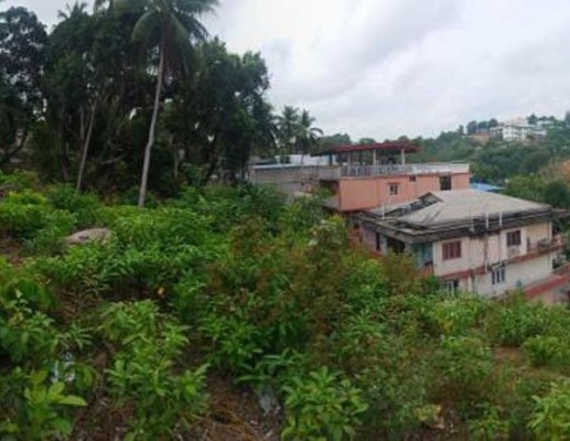Manglutan Village