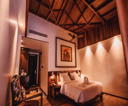 AC Garden Suite Villa (Lake View with direct access & A Private Garden Patio)