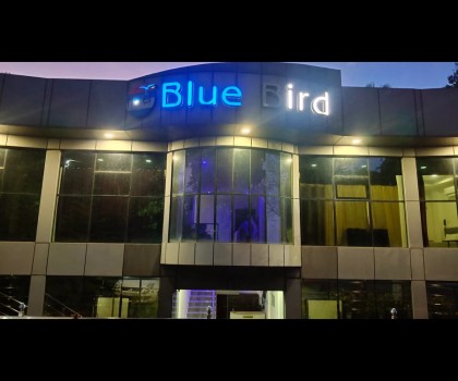 Hotel Blue Bird Bar and Restuarant