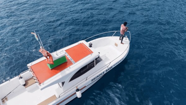 4 Hours - AC Private Charter Boat in Andaman Islands