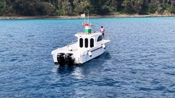 2.5 Hour - Private AC Charter Boat in Andaman Islands